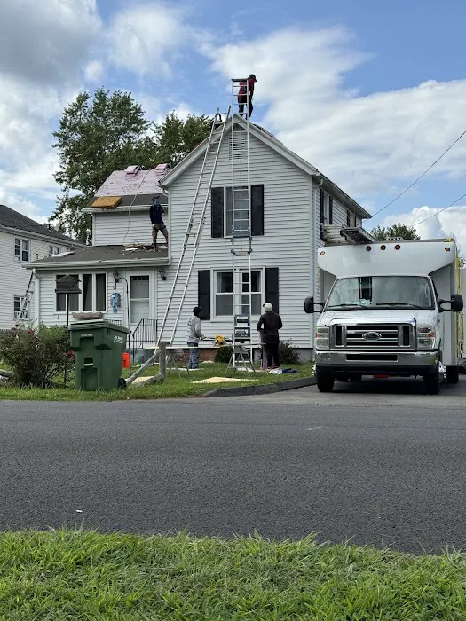 Champion Exteriors LLC Picture 2