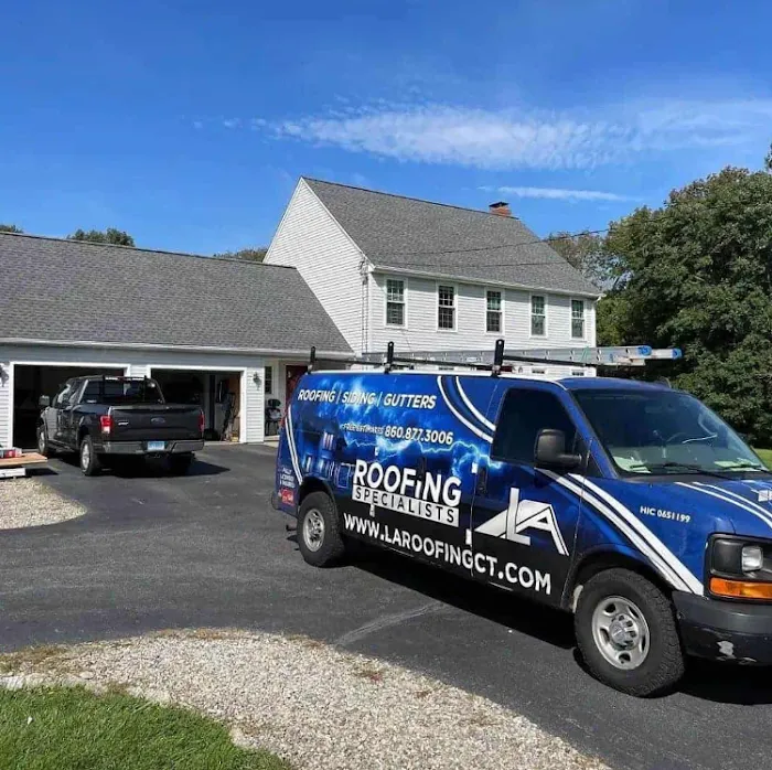 LA ROOFING LLC Picture 9