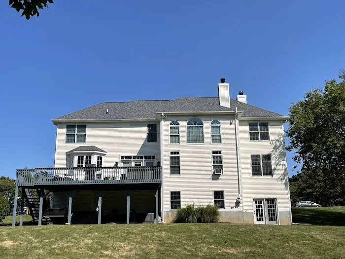 Monarch Roofing Picture 1