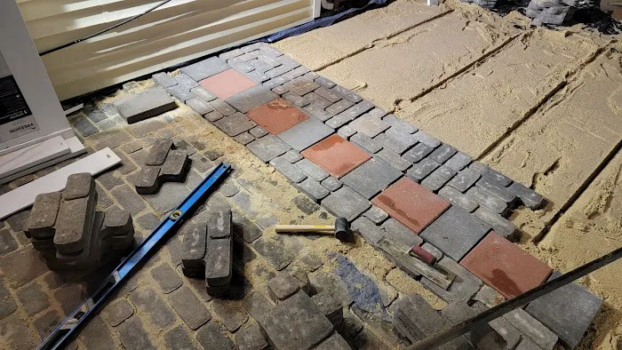 Rare breed construction Picture 2