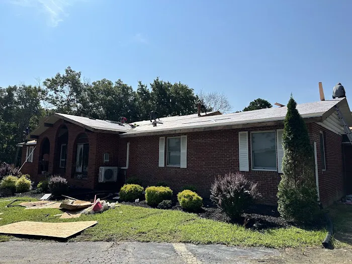 Jarochos GC Roofing Specialist Picture 2