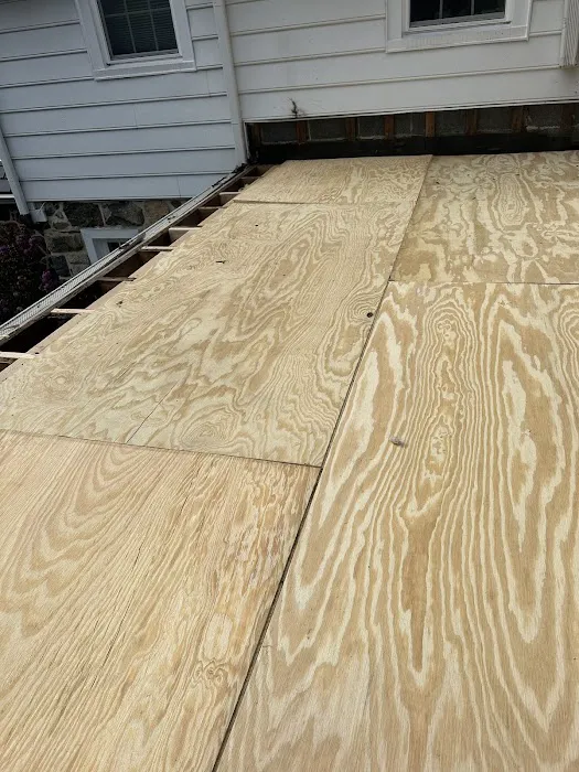 DNA Roofing and Siding Picture 1