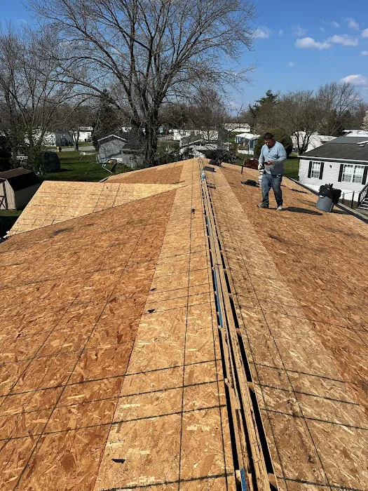 R C Roofing & More by Ruiz Construction LLC Picture 8