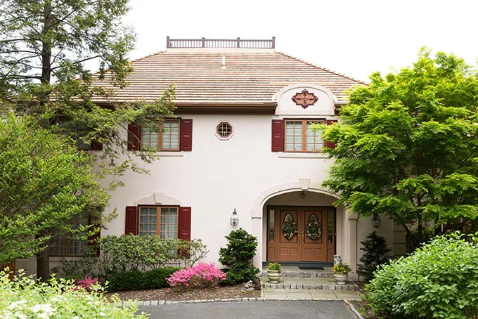 Hynes Construction - Decks, Roofing & Siding Picture 8