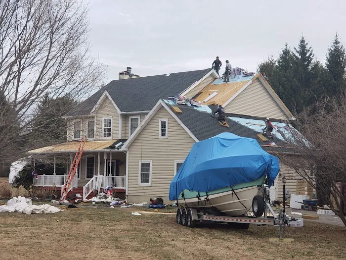 MB Roofing LLC Picture 1