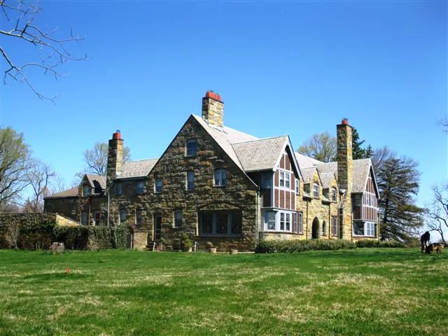 Leeland's Slate Roofing Picture 2