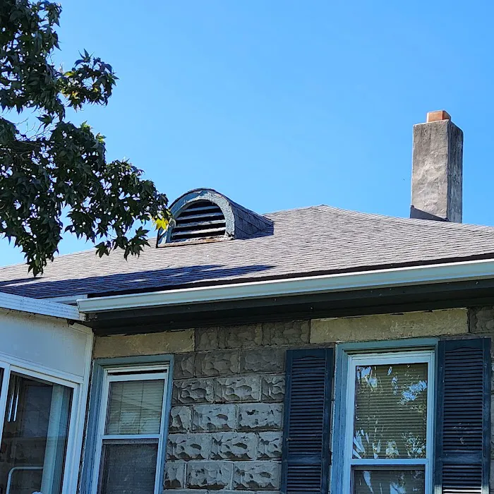 Redwell Roofing & Construction LLC Picture 4