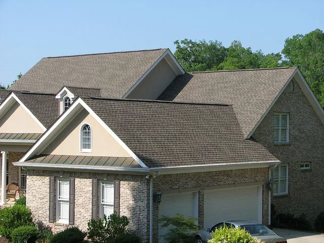 Blue Lake Roofing and Siding Picture 2