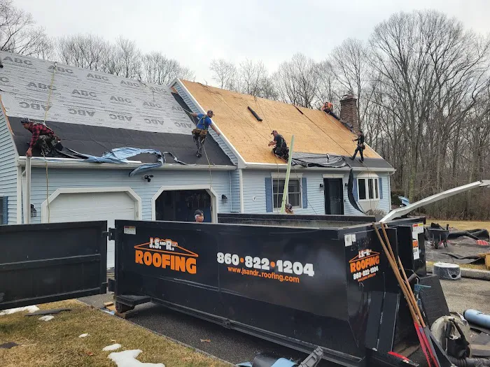 JS and R Roofing Company | Roofer | Siding | Gutters Contractor Picture 5