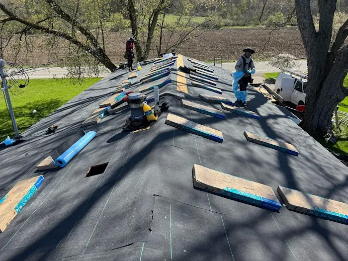 1st Choice Roofers, LLC Picture 7