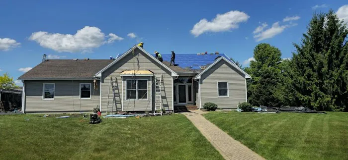 1st Choice Roofers, LLC Picture 1