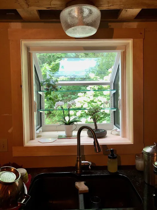 Team Vinyl and Roofing Co. Picture 3