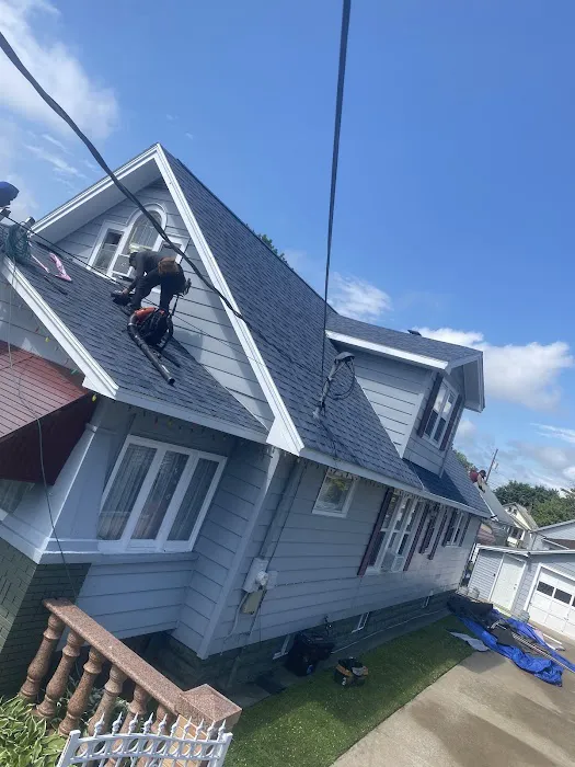 AR Contracting & Services Corp Picture 9