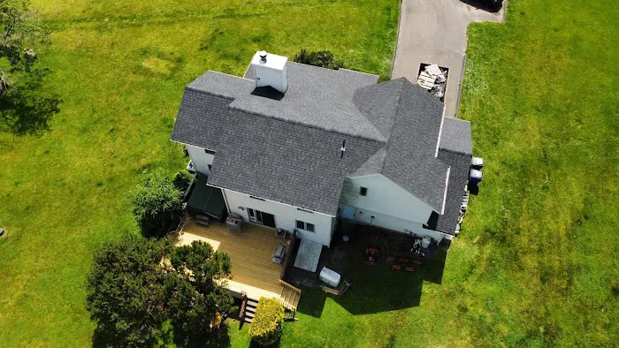 C and C Roofing LLC Picture 2