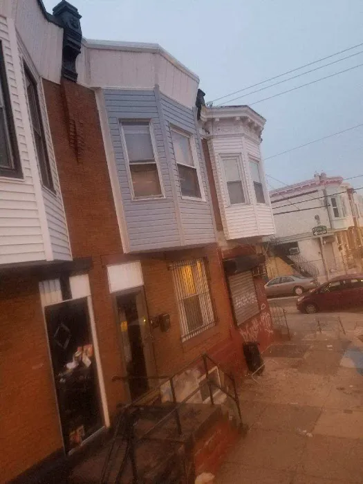 Salguero Roofing LLC Picture 4