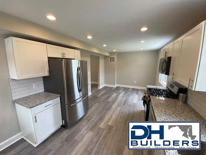 DH BUILDERS Picture 1