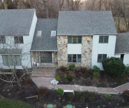 4 Guys Roofing LLC