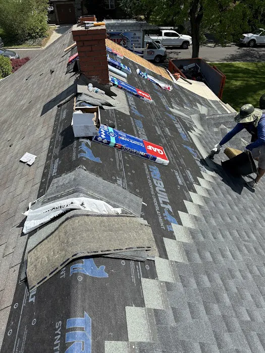 Isaac's Roofing LLC Picture 1