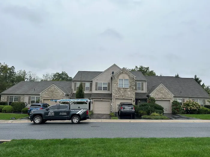 Edge View Roofing Picture 9