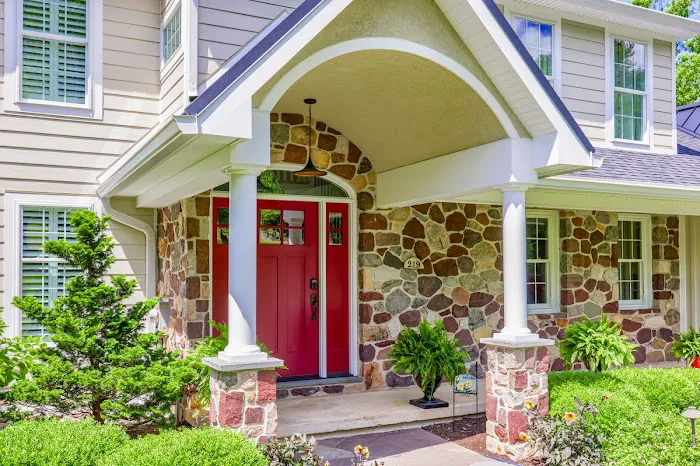 Smucker Exteriors & Remodeling LLC Picture 3