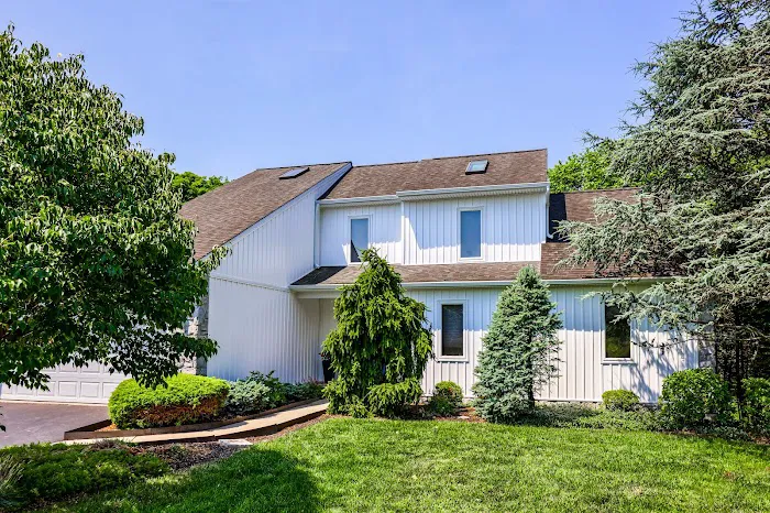 Smucker Exteriors & Remodeling LLC Picture 1