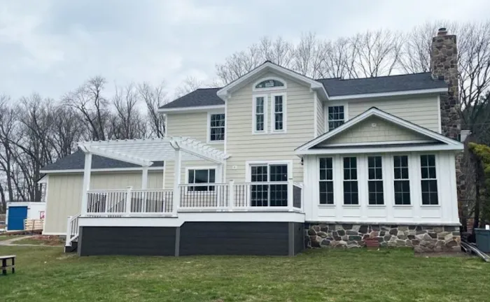 Smucker Exteriors & Remodeling LLC Picture 10