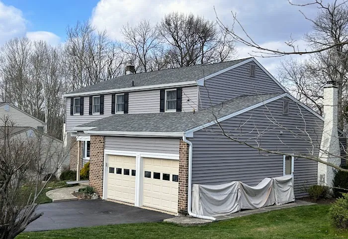 Hillcrest Roofing & Siding Picture 10