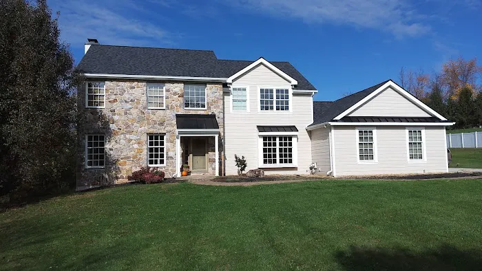 King's Roofing & Siding Picture 4