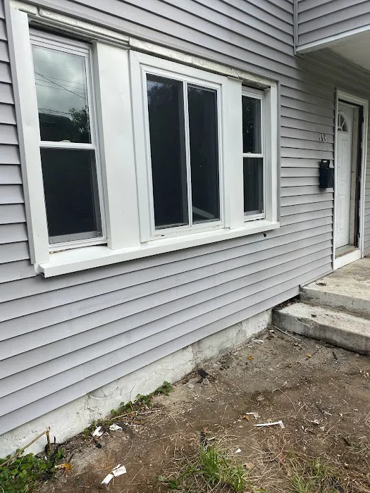 MJ ROOFING SIDING & MORE LLC Picture 6