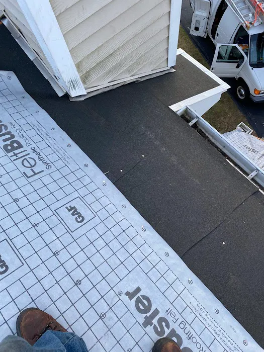 MJ ROOFING SIDING & MORE LLC Picture 7