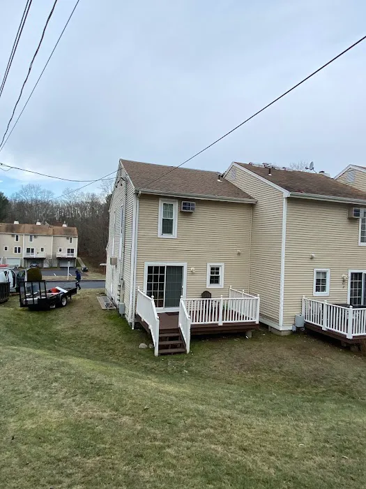 MJ ROOFING SIDING & MORE LLC Picture 4