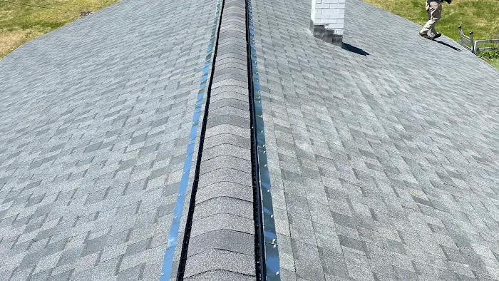 MJ ROOFING SIDING & MORE LLC Picture 9