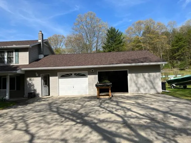 Dave Wagner Roofing LLC Picture 2