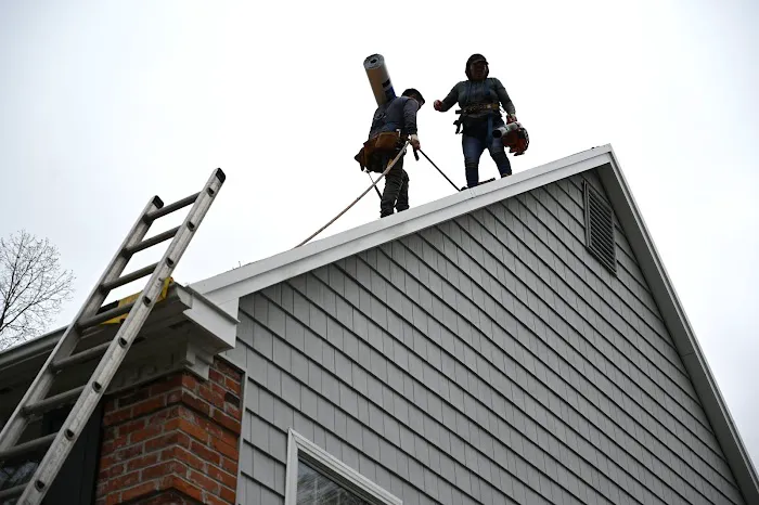 Valley Roofing and Restoration Picture 10