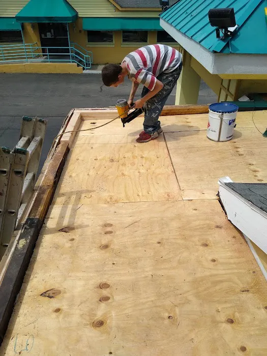 Mike's Roofing Repair and Carpentry Picture 10