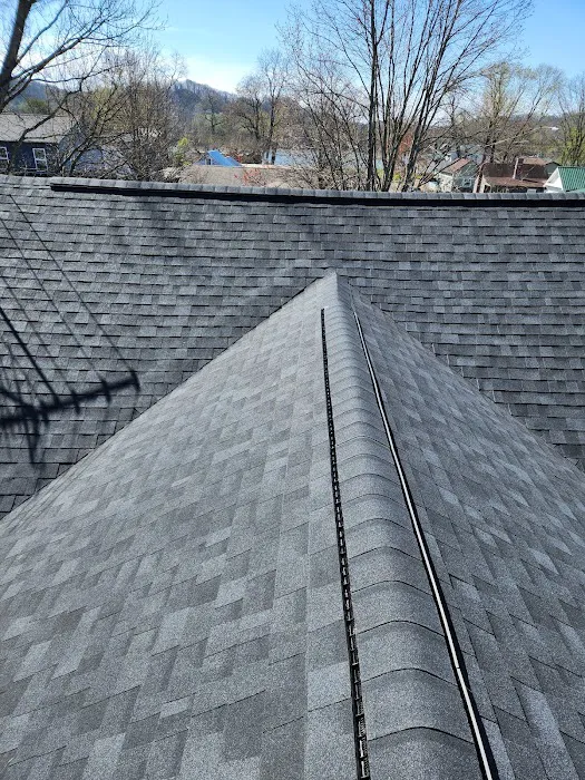 Carstetter's Roofing & Siding LLC Picture 3