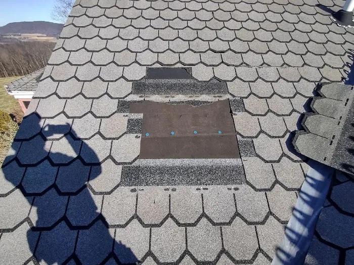 Carstetter's Roofing & Siding LLC Picture 10