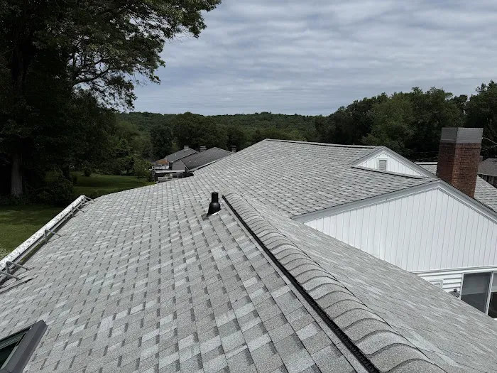 HARTS ROOFING Picture 8