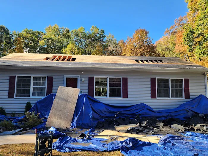 HARTS ROOFING Picture 1