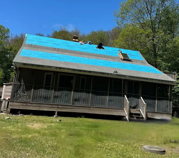 HARTS ROOFING Picture 10