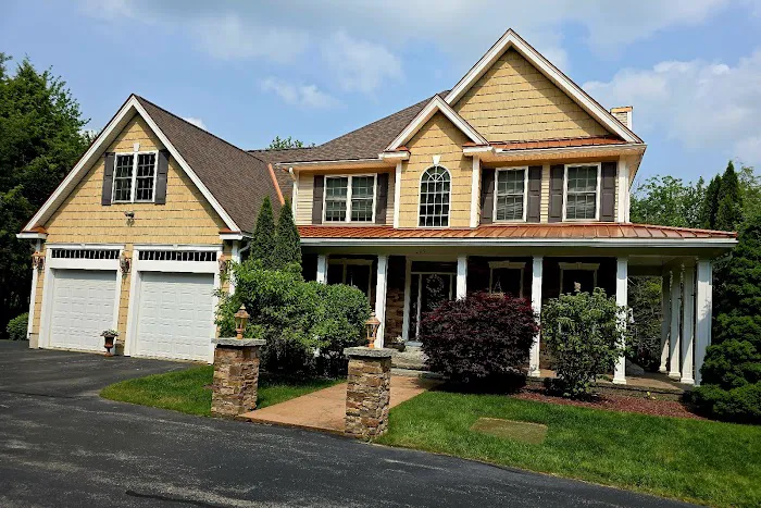 Monarch Roofing and General Contractors Picture 3