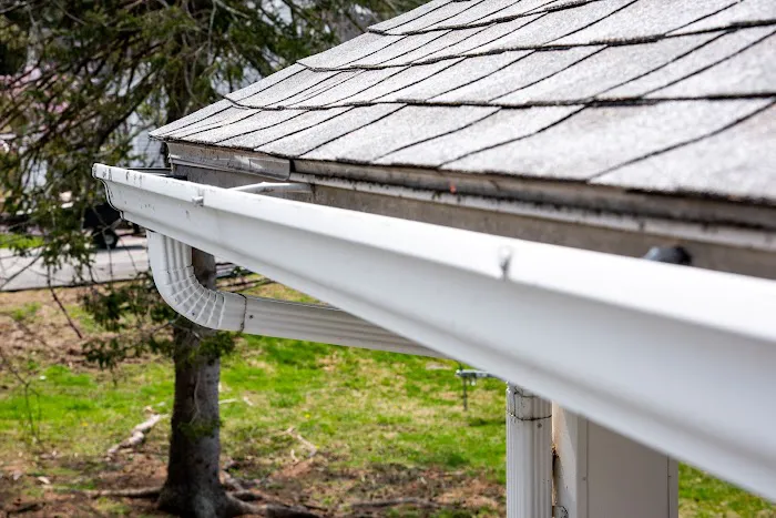 Adam Vaillancourt Roofing & Gutters Picture 7