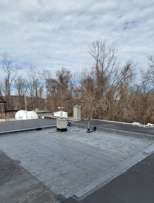 Qualified Roofing LLC Picture 4