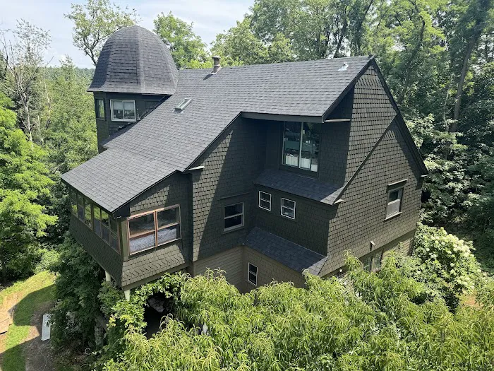 WB Roofing & Siding Picture 10