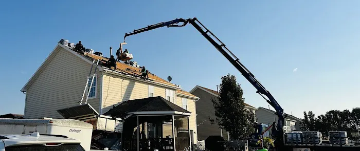 Grant & Sons Roofing & Siding Picture 1