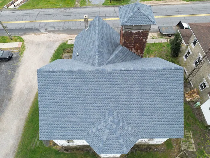 Avamer Roofing Inc. Picture 4