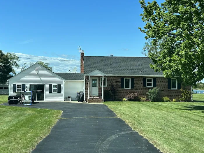 Canales Service LLC Picture 1