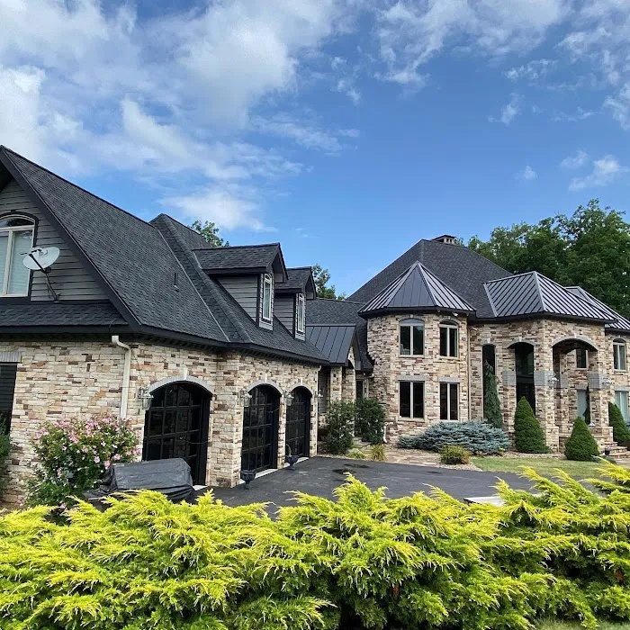 Mid-Shore Exteriors Picture 10