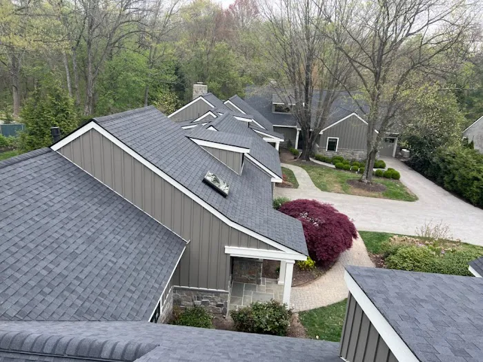 Robert's Roofing, Inc. Picture 5