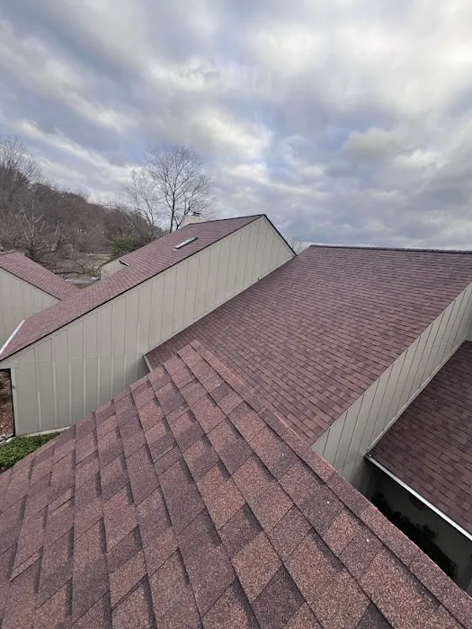 Robert's Roofing, Inc. Picture 10